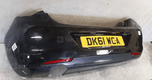 Zderzak tył tylny opel astra j 4 iv Z22C czarny 5D 5 drzwi hb 4