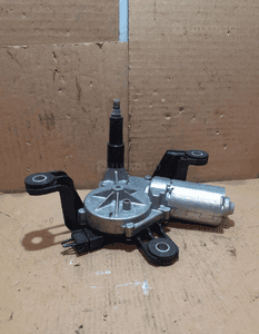 SILNICZEK WYCIERACZKI TYŁ OPEL ASTRA H KOMBI nr 13105981 / 0390201591 4