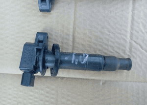 Toyota Yaris I  1.0 VVTi cewka zaplonowa 90919 02240 19021 1