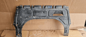 Osłona płyta pod silnik VW Fox 6Q0825237R 1