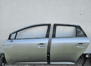 Toyota AVENSIS T27 09-18 drzwi lewe tył tylne 1F7 kombi 1