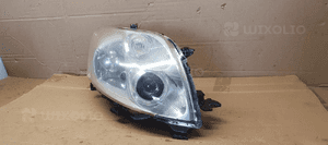 Lampa prawy przód przednia prawa Toyota Auris 1