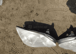 corolla E12 FL lampa prawa WYSYŁKA 2