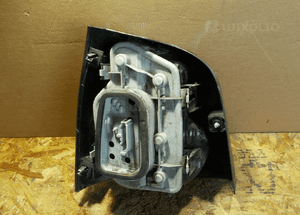 2x lampa tył tylna prawa vw polo 9N oryginał 4