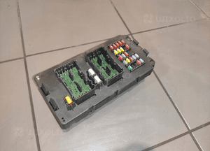 JEEP COMMANDER XK XH 3.0 GRAND CHEROKEE WK WH SKRZYNKA BSI 56049916AA BDB 1