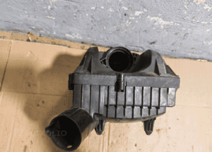 Obudowa filtra powietrza renault master ii 2,5 dci 8200505567 3