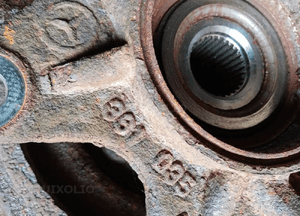 Zwrotnica lewy przód przednia lewa Mercedes ML W163 3