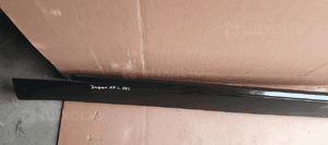 Listwa progowa lewa Jaguar XF X250 PEL 8X23-F10609-A 5