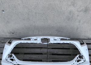 Zderzak przód przedni toyota corolla E21 xii 12 2019- kombi hb cały 1