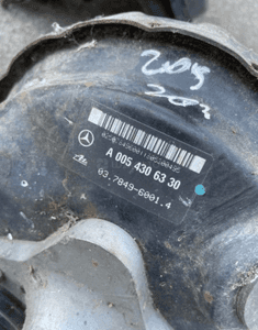 MERCEDES C 203 4 matic serwo pompa hamulcowa 6