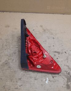 Lampa lewy tył w klapę peugeot 3008 nr 9683461080 3