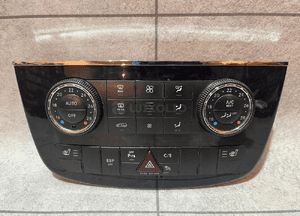 Mercedes W251 panel klimy esp grzania foteli ładny 1