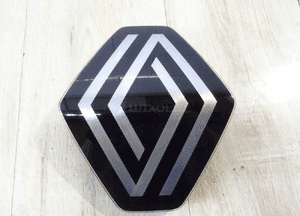 Znaczek Emblemat Renault Logo 628908315R NOWY 1