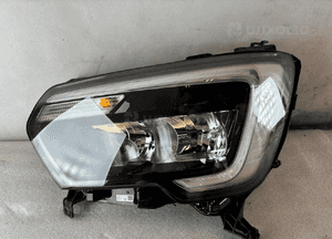 Lampa lewy przod renault master iv 4 260602286R uk 1