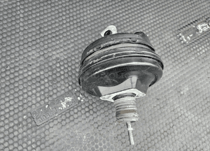Serwo 8E0612105P Pompa Pompka Hamulcowa Wspomaganie Hamulca Audi A4 B6 B7 VW 18