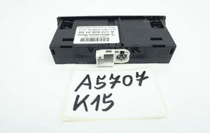 GNIAZDO USB HUB MERCEDES W156 W176 W117 2