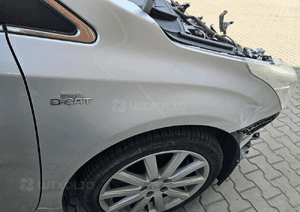 Toyota Avensis T27 błotnik przód przedni prawy lewy  1F7 2