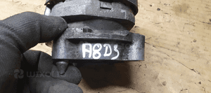 Łapa poduszka silnika Audi A8 D3 4.2 TDI 4E0199381 6
