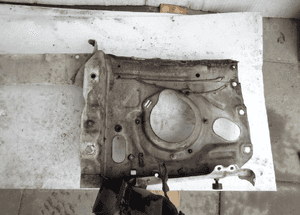 Toyota Land Cruiser 2.4 LJ70 pas przedni wzmocnienie bez korozji 4