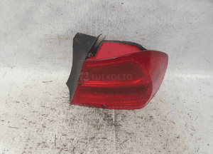 Lampa tylna prawa tył prawo bmw E90 4