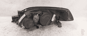 Przod przednia lampa lewa nissan primera P12 4