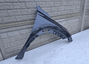 Lexus nx błotnik prawy przedni 3