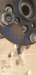 Zwrotnica piasta lewy przód Ford Transit MK7 2.2 TDCI 7