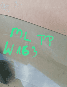 Szyba prawy przód przednia prawa Mercedes ML W163 A1637200218 6