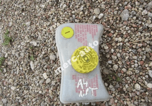 Audi A4 zbiorniczek zbiornik płynu 694655555