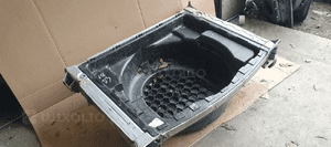 Wanna wnęka bagażnika Audi A8 D3 4E0803265K 4