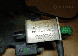 Zawór zaworek zaworki podciśnienia Audi A6 C5 2.4 V6 078133365B 7