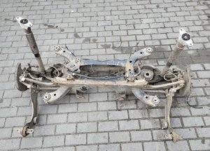 BELKA ZAWIESZENIA OŚ Tył Tylna 4X4 AWD Mazda 6 GJ lift 2,2 D manual 1
