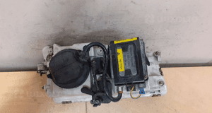 Volvo S40  xenon lampa przód przednia lewa 2