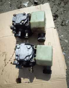 Mazda CX-7 2.3 16V Turbo Pompa wspomagania 1