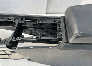 Tunel środkowy podłokietnik uk 9686452980 peugeot 508 1 i 10-14 3