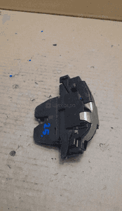 Zamek klapy tył peugeot 308 nr 9671153780 4