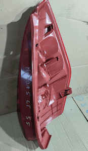 Lampa lewa tył tylna mazda 5 v i 1 3