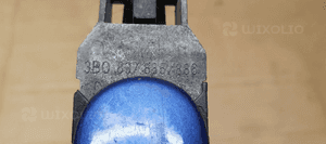 Klamka prawy przód przednia prawa VW Passat B5 FL 5