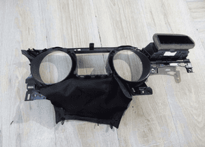 Ramka osłona licznika ford mustang FR3B-3530-A 6