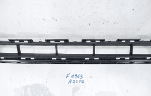 Polestar 2 2020- atrapa kratka środkowa zderzaka przód 31663953 3