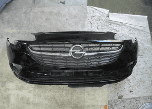 Opel corsa e z grilem zderzak przedni przód 1