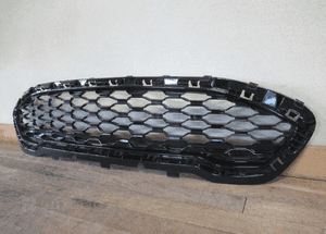 Grill gril atrapa ford fiesta MK8 st 2018- 3