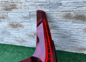 Lampa tylna tył volvo V60 32228898 3