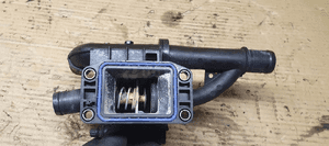 Obudowa termostatu króciec wody Ford Focus MK3 1.6 TDCI 9670253780 5