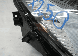 Volvo XC60 ii lift idealna full led lampa przednia prawa 9