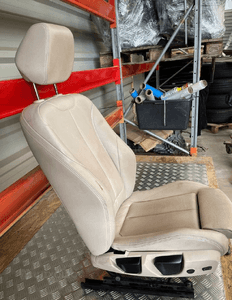 Bmw F36 fotel grzany prawy 4