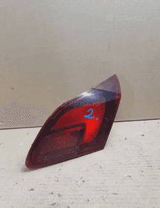 OPEL ASTRA J HB Lampa tył prawa w klapę 3