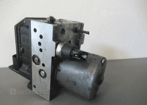 Pompa hamulcowa abs bmw 5 E39 3451-6755739 4