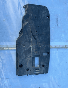 Osłona podwozia lewa lexus is iii 200T 300 po lift 2018 europa 57628-30061 1