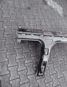 Słupek środkowy próg prawy lewy mercedes W219 cls 3